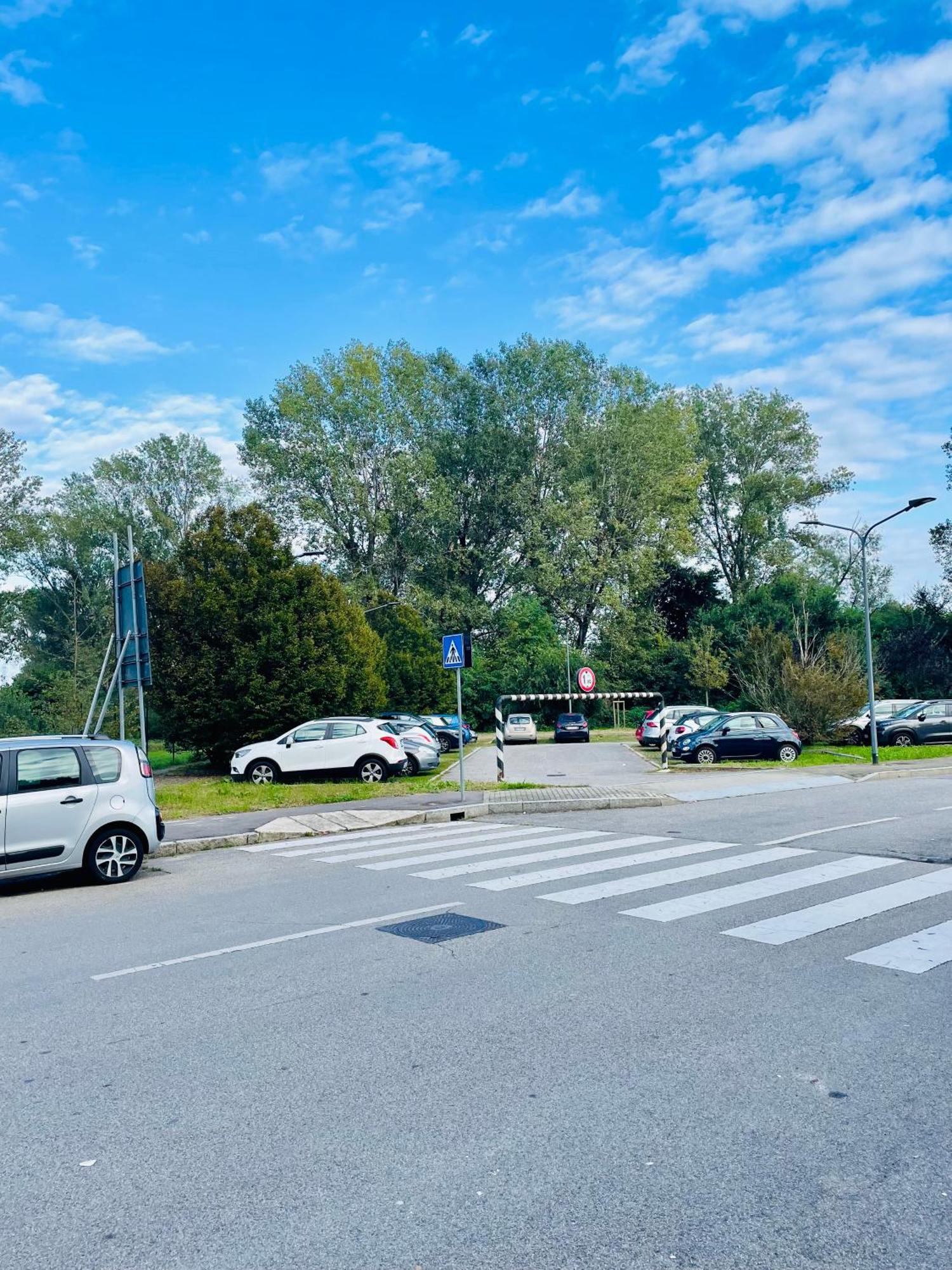 Nuova E Comoda Milano Exteriör bild