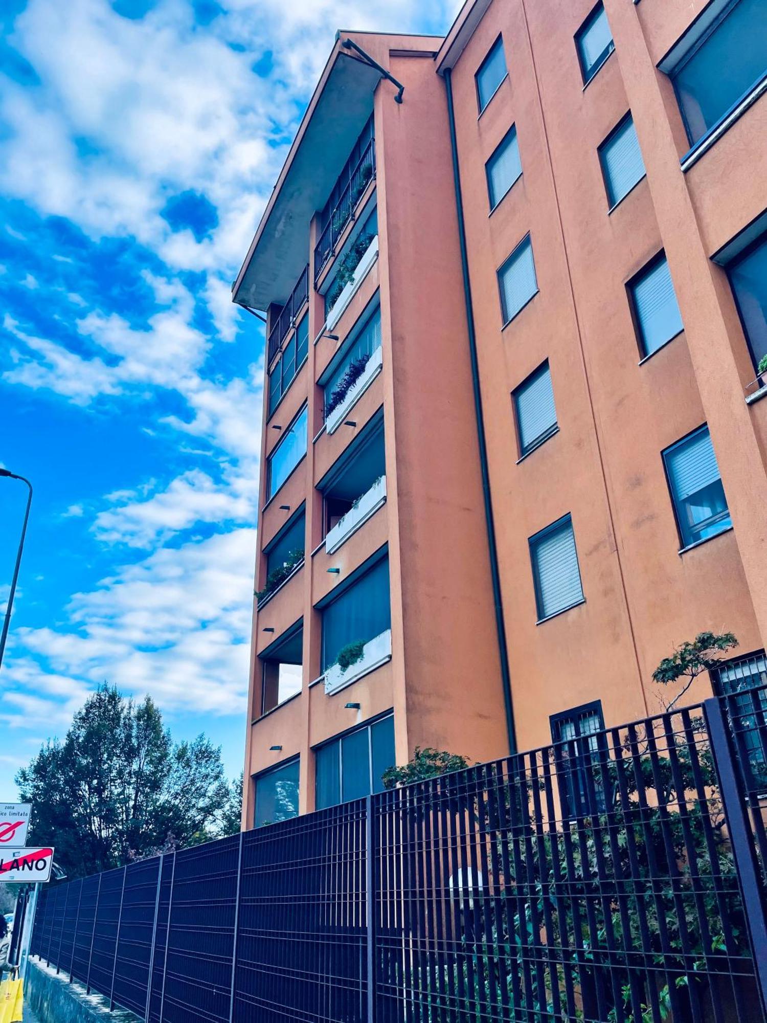 Nuova E Comoda Milano Exteriör bild